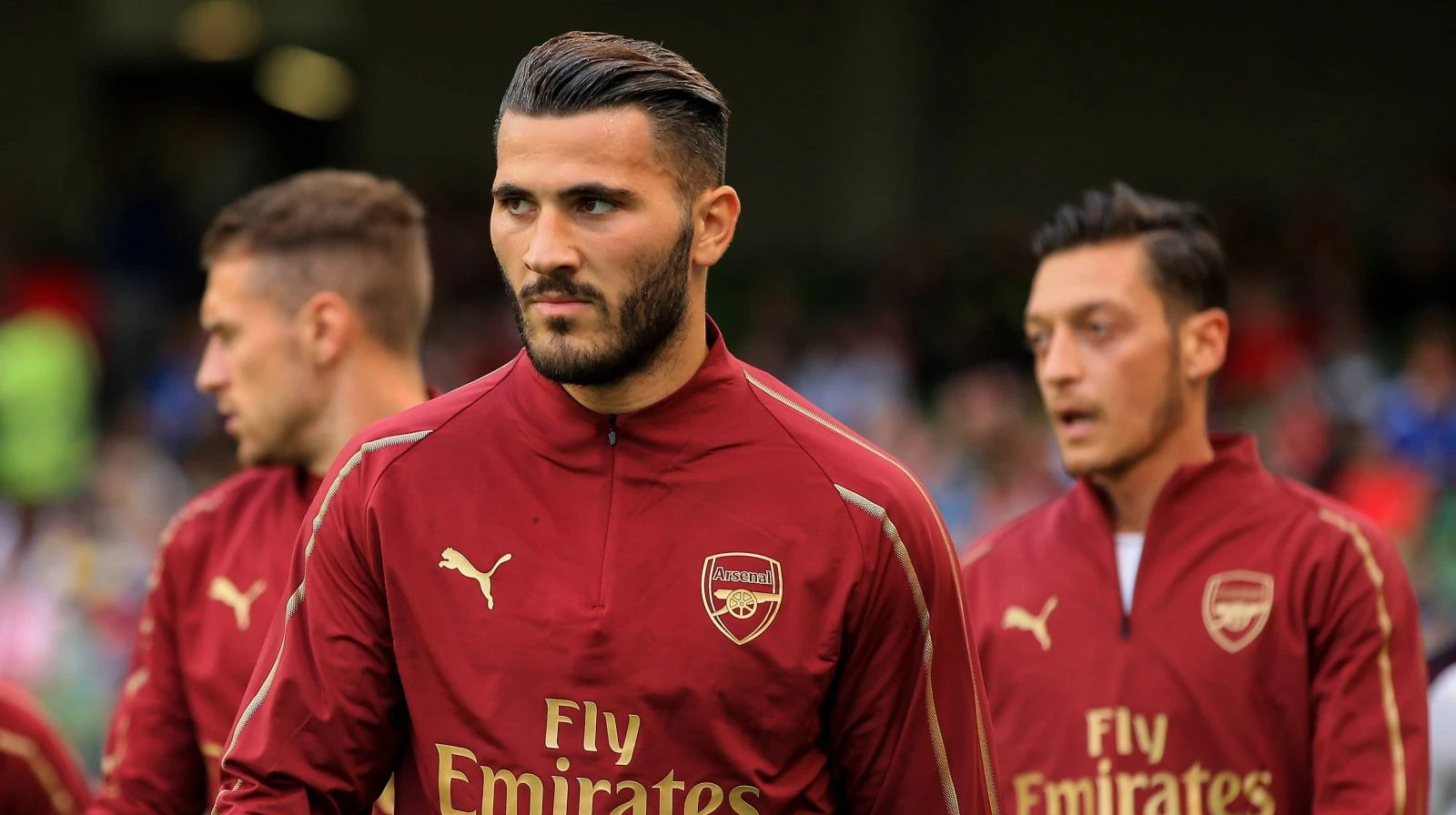 Fenerbahçe transfer heyecanı: Kolasinac İstanbul'a geliyor!